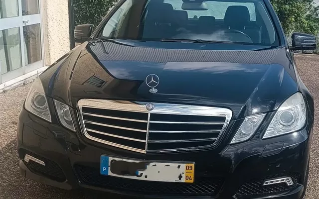 Mercedes-Benz E 250 CDI Elegance BlueEfficiency Auto.