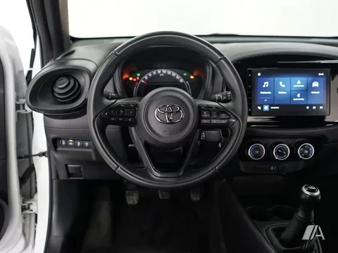 TOYOTA Aygo X Cross Aygo X Cross Play