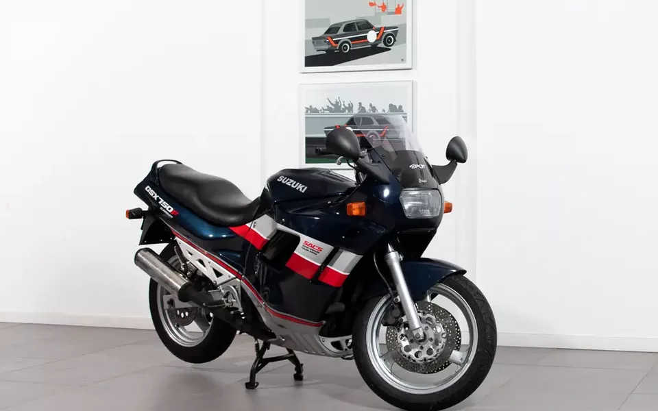 Suzuki GSX 750F