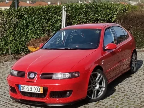 SEAT Leon 1.8 T Cupra R