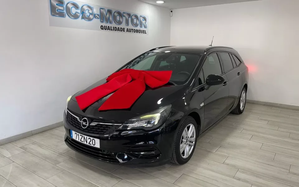 Opel Astra Sports Tourer 1.2 T GS Line