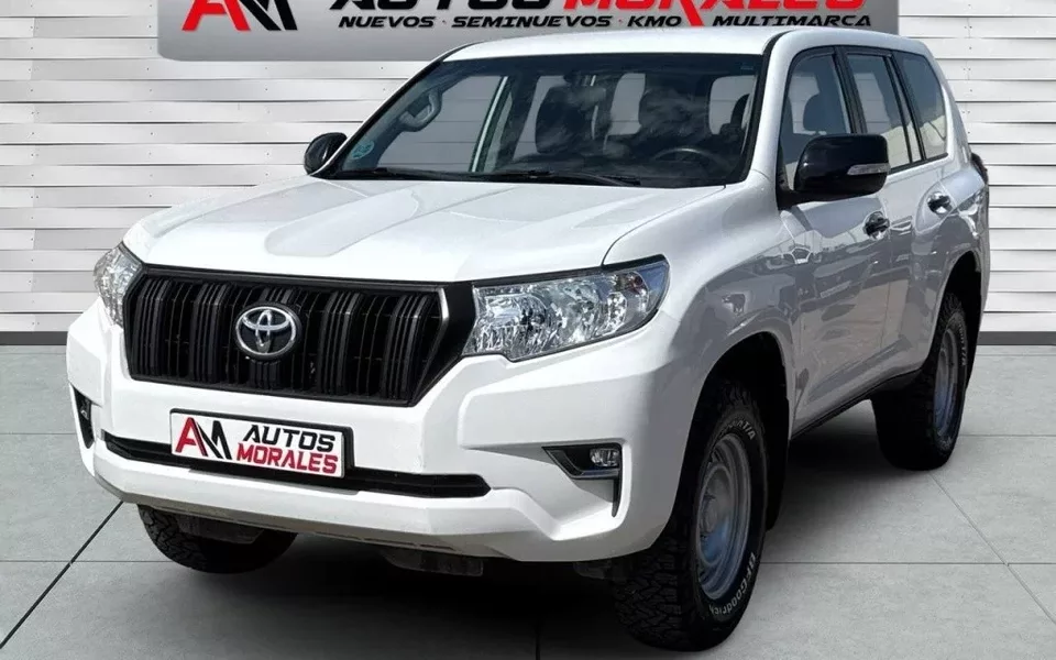 TOYOTA Land Cruiser Land Cruiser D-4D GX 7 plazas