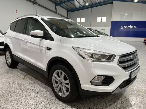 FORD Kuga Nuevo 1.5 EcoB. Auto S&S Trend+ 4x2 120