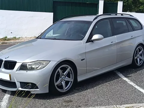 BMW 320
