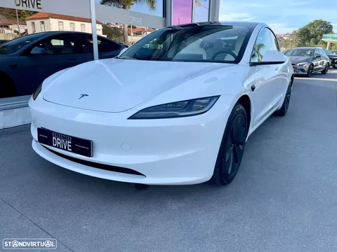 Tesla Model 3 Tração Traseira Premium