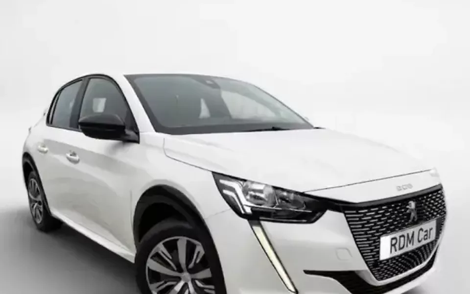 Peugeot e-208 2023 50 kWh Active
