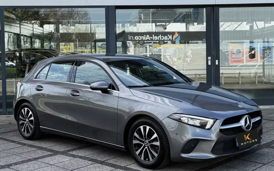 Mercedes-Benz A 180 7G-DCT Special Edition
