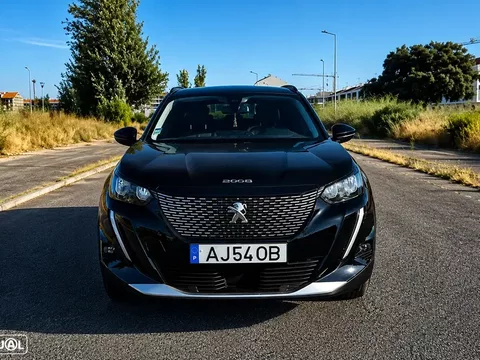 Peugeot 2008 1.2 PureTech Allure Pack