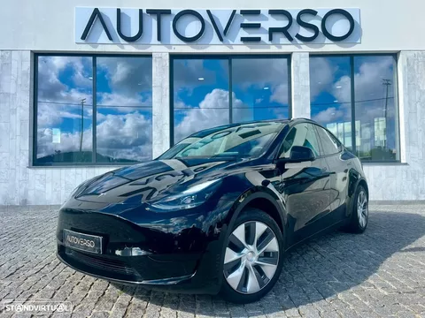 Tesla Model Y Standard