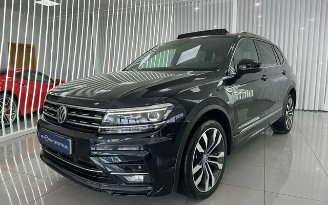 VOLKSWAGEN Tiguan Sport 2.0 TDI 140kW 190CV 4Motion DSG
