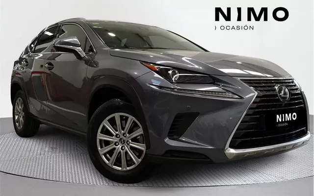 LEXUS NX NX 300h Business 2WD - 30000€ en Cordoba