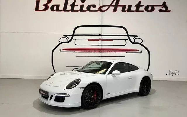 PORSCHE 911 911 Carrera 4 GTS Coupé PDK