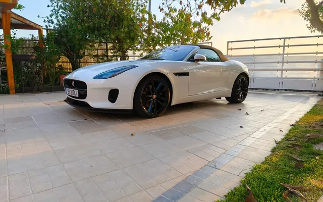 Jaguar F-Type