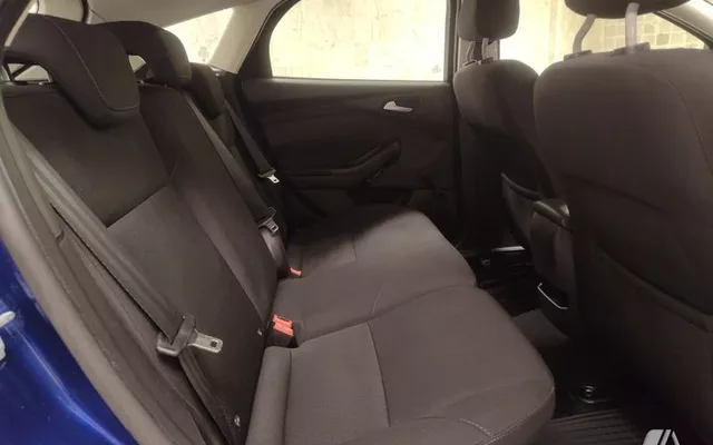 FORD Focus Focus 1.6 TI-VCT Business Powershift