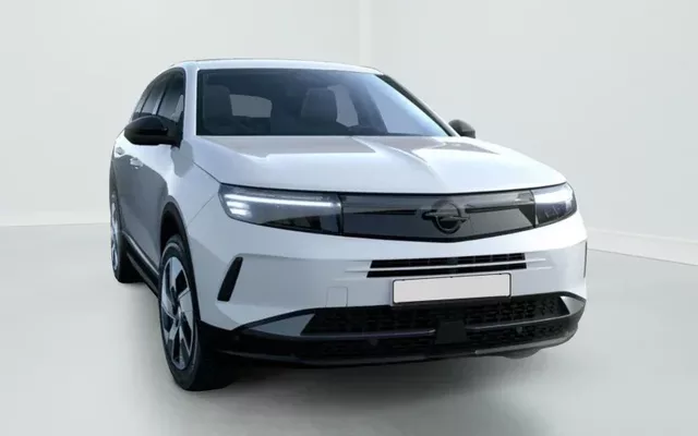 Opel Grandland HYBRID 145 AUT Zéro km immatriculé