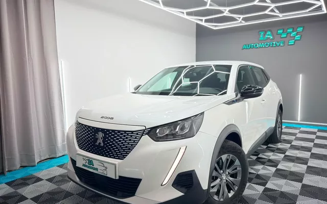 Peugeot e-2008 Active