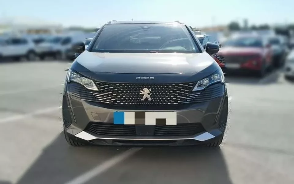 PEUGEOT 3008 225 e-EAT8 GT