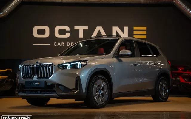 BMW iX1 xDrive30 xLine
