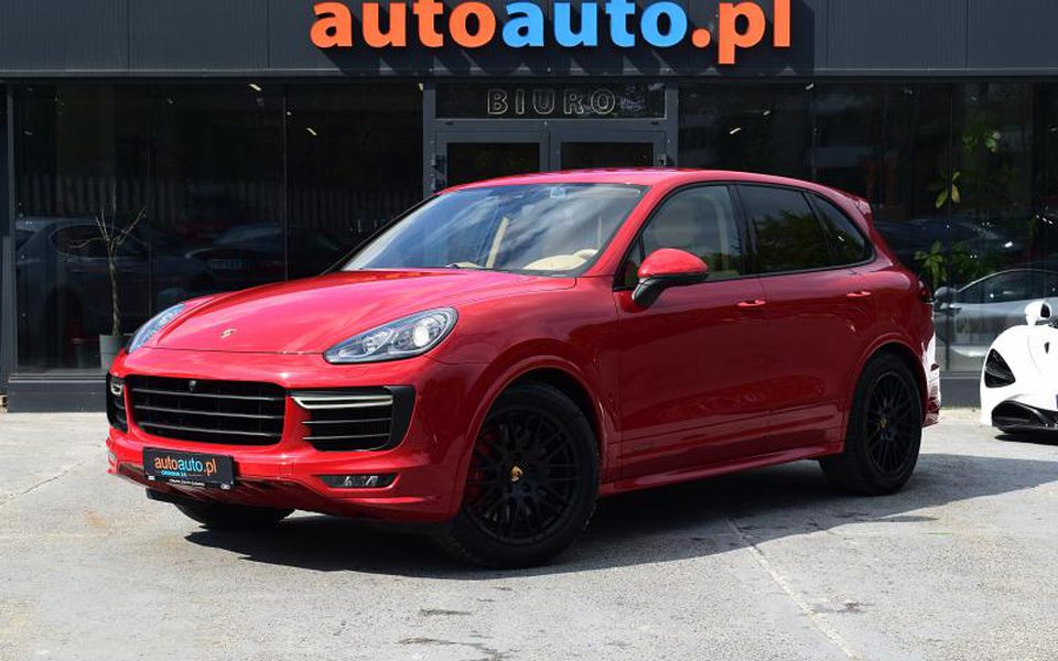 Porsche CAYENNE GTS 2016