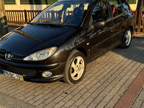 Peugeot 206 1.4 16V XT