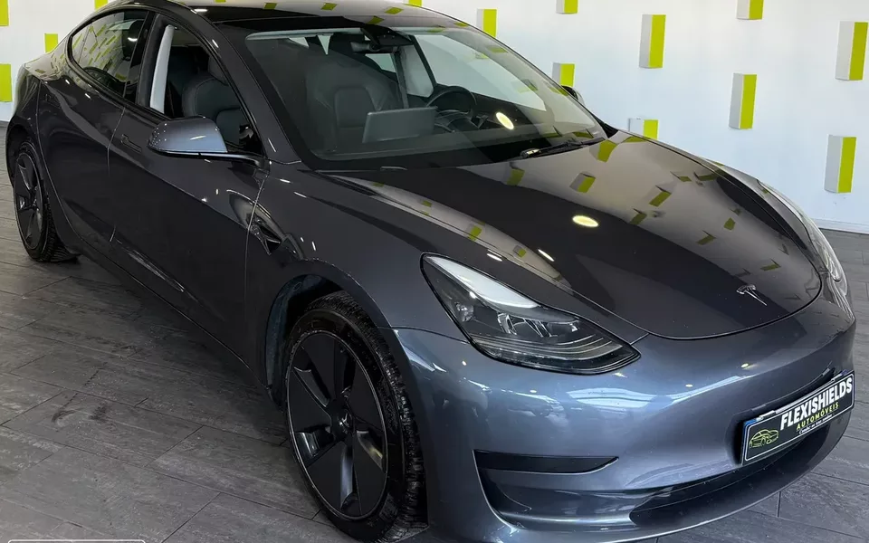 Tesla Model 3 Standard RWD Plus