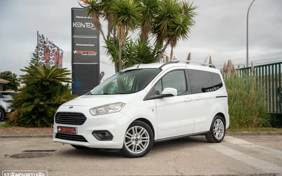 Ford Tourneo Courier 1.0 EcoBoost Ambiente