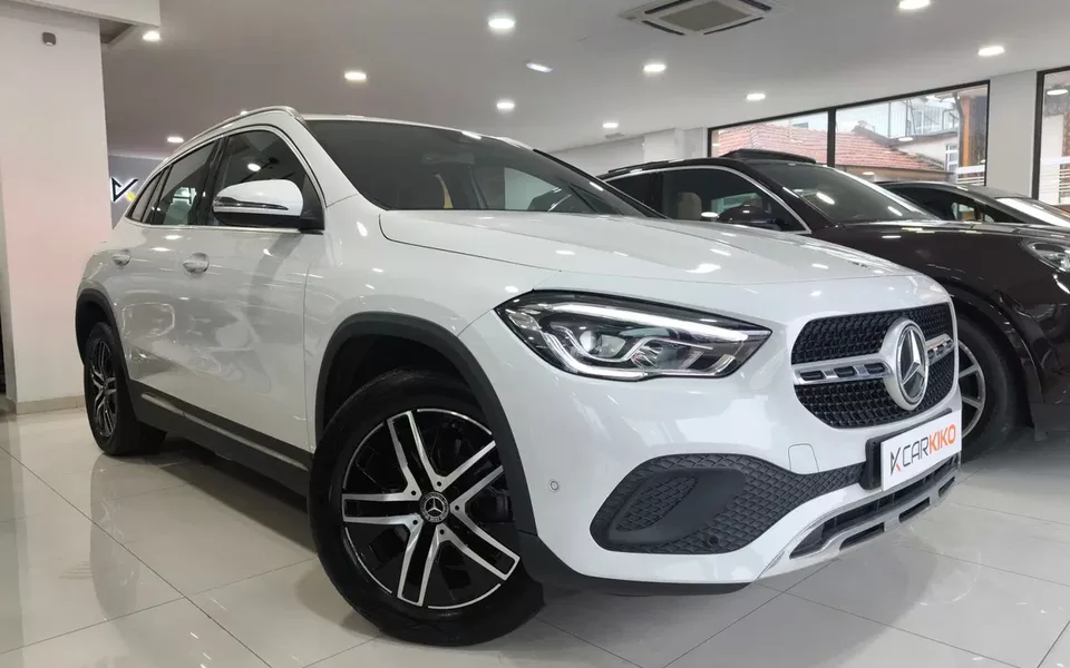 Mercedes-Benz GLA 250 e Progressive