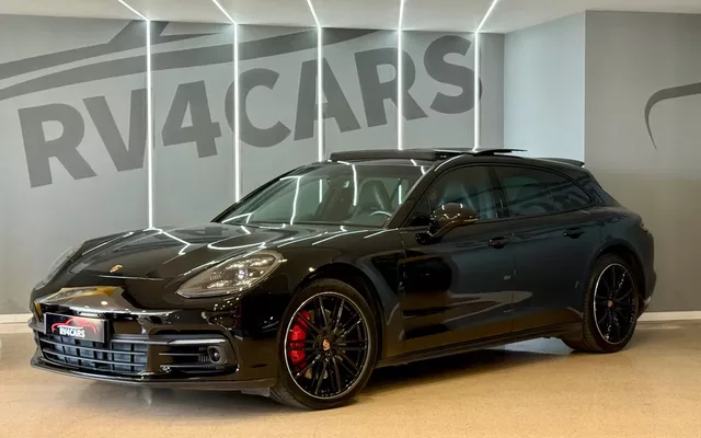 Porsche Panamera Sport Turismo 4 E-Hybrid