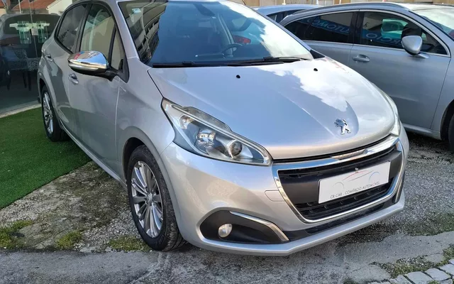 Peugeot 208 1.6 BlueHDi Style