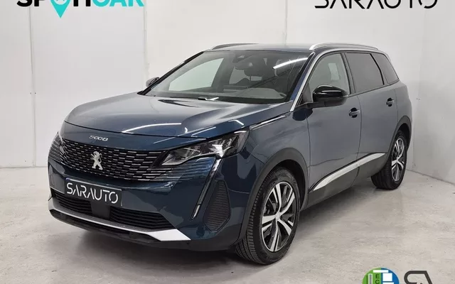 PEUGEOT 5008 SUV 5008 Hybrid Allure Pack 136 eDCS6