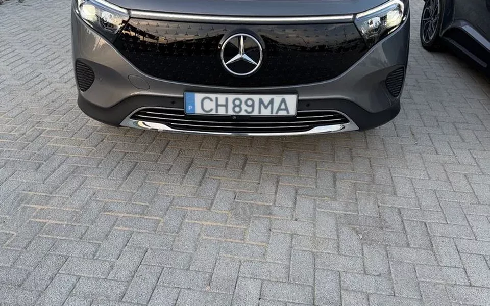 Mercedes-Benz EQB 250+ Progressive