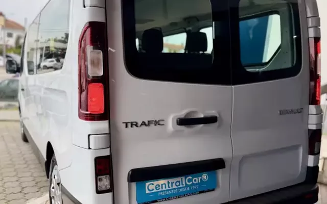Renault Trafic 2022 2.0 BlueDCi LE Grand Life 150Cv | 9 LUGARES