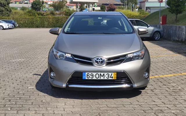 Toyota Auris 1.33 VVT-i Comfort+J16