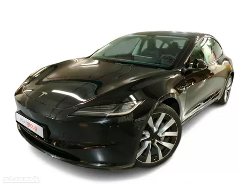 Tesla Model 3 Tração Traseira