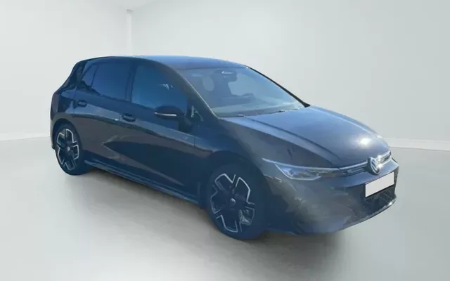 Volkswagen GOLF VIII 1.5 etsi evo2 150 r-line dsg7 Zéro km immatriculé