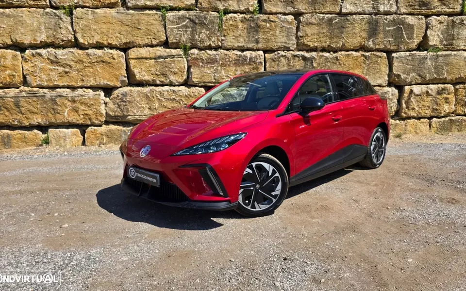 MG MG4 64 kWh Luxury
