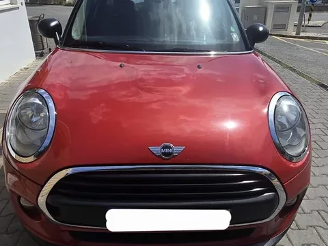 MINI 5 Portas One