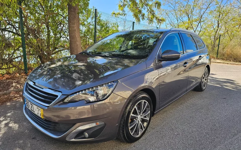 Peugeot 308 SW BlueHDi 120 EAT6 Stop & Start Allure