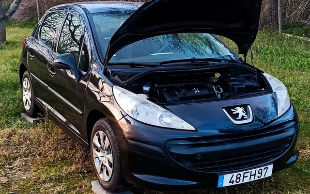 Peugeot 207 1.4 16V Open