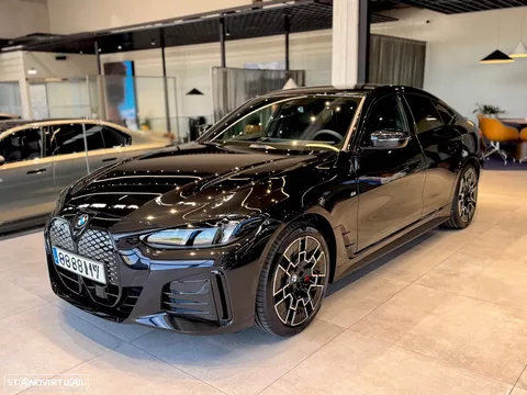 BMW i4 eDrive40 Pack Desportivo M Pro