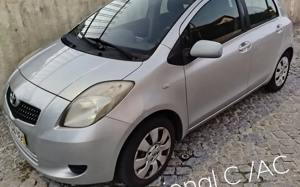 Toyota Yaris 1.0 VVT-i AC