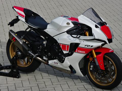 Yamaha YZF R1 60th anniversary