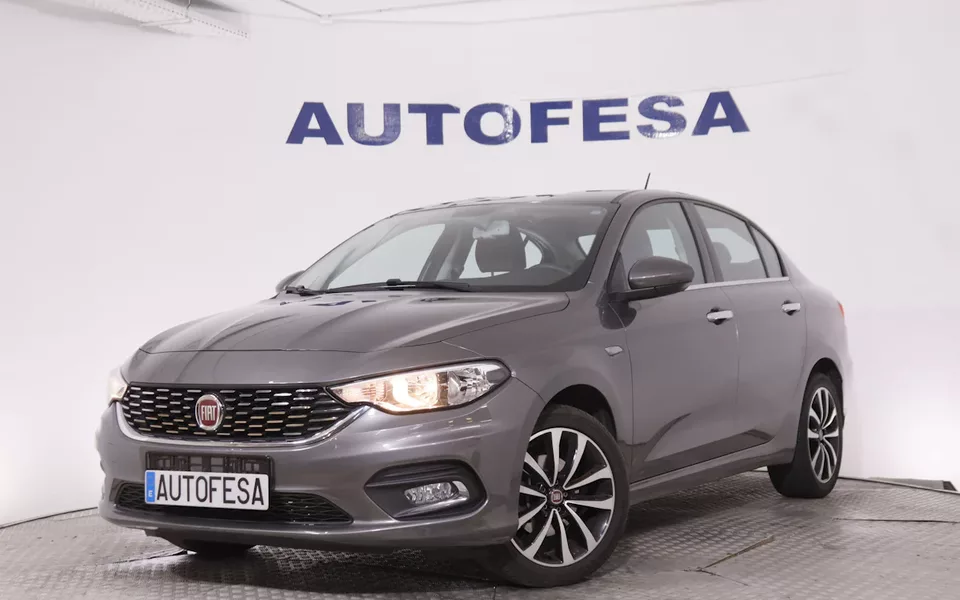 Fiat Tipo 1.4I EASY 95CV 4P # NAVY, PARKTRONIC 1.4I EASY 95CV 4P # NAVY, PARKTRONIC