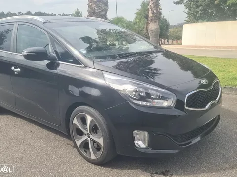 Kia Carens 1.7 CRDi ISG TX 7DCT
