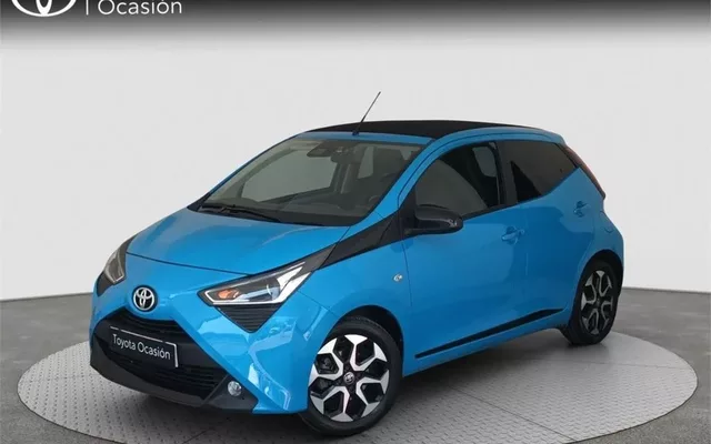 TOYOTA Aygo Aygo 70 x-wave x-shift