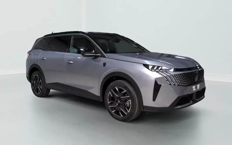 Peugeot 5008 Hybrid 145 e-DCS6 GT Zéro km immatriculé