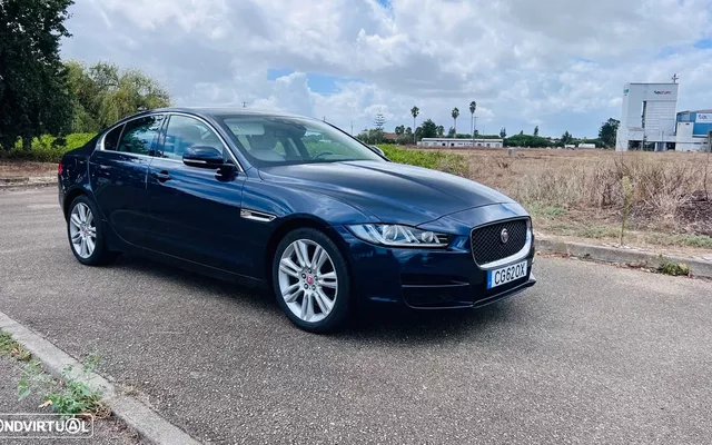 Jaguar XE