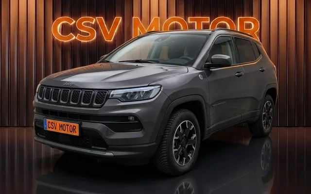 JEEP Compass Compass 1.3 PHEV Trailhawk EAWD Aut. 240