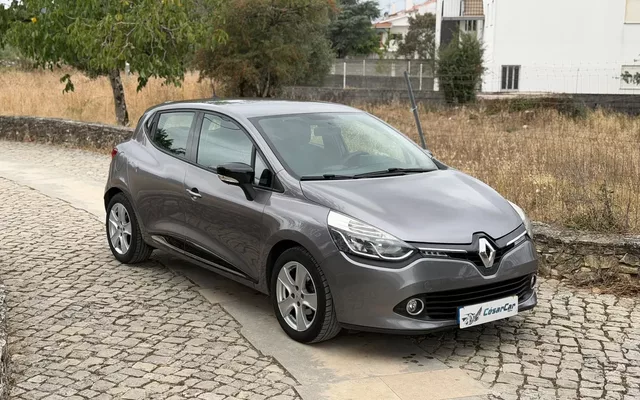 Renault Clio ENERGY TCe 90 Start & Stop Experience