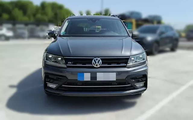 VOLKSWAGEN Tiguan Advance 2.0 TDI
